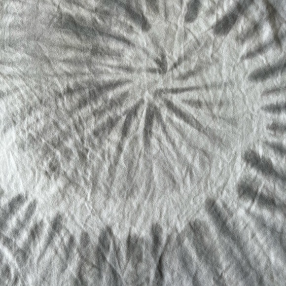 Nike we take you higher short sleeve tee mens size medium grey and white tie dye - Picture 7 of 8